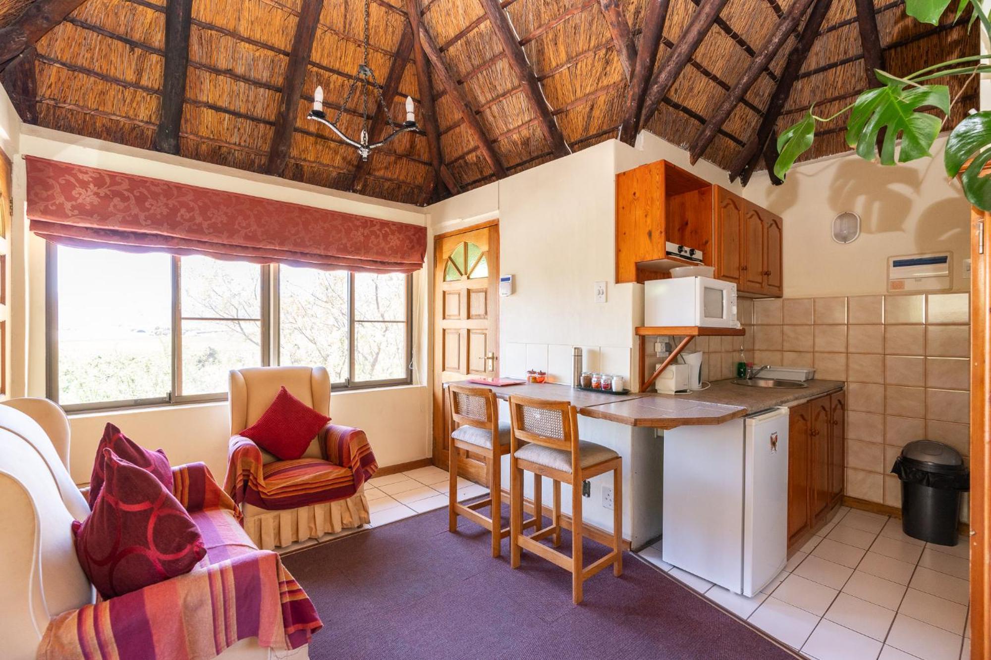 Montagu Little Sanctuary - Hot Spring Access At Reduced Price Apartment Ngoại thất bức ảnh